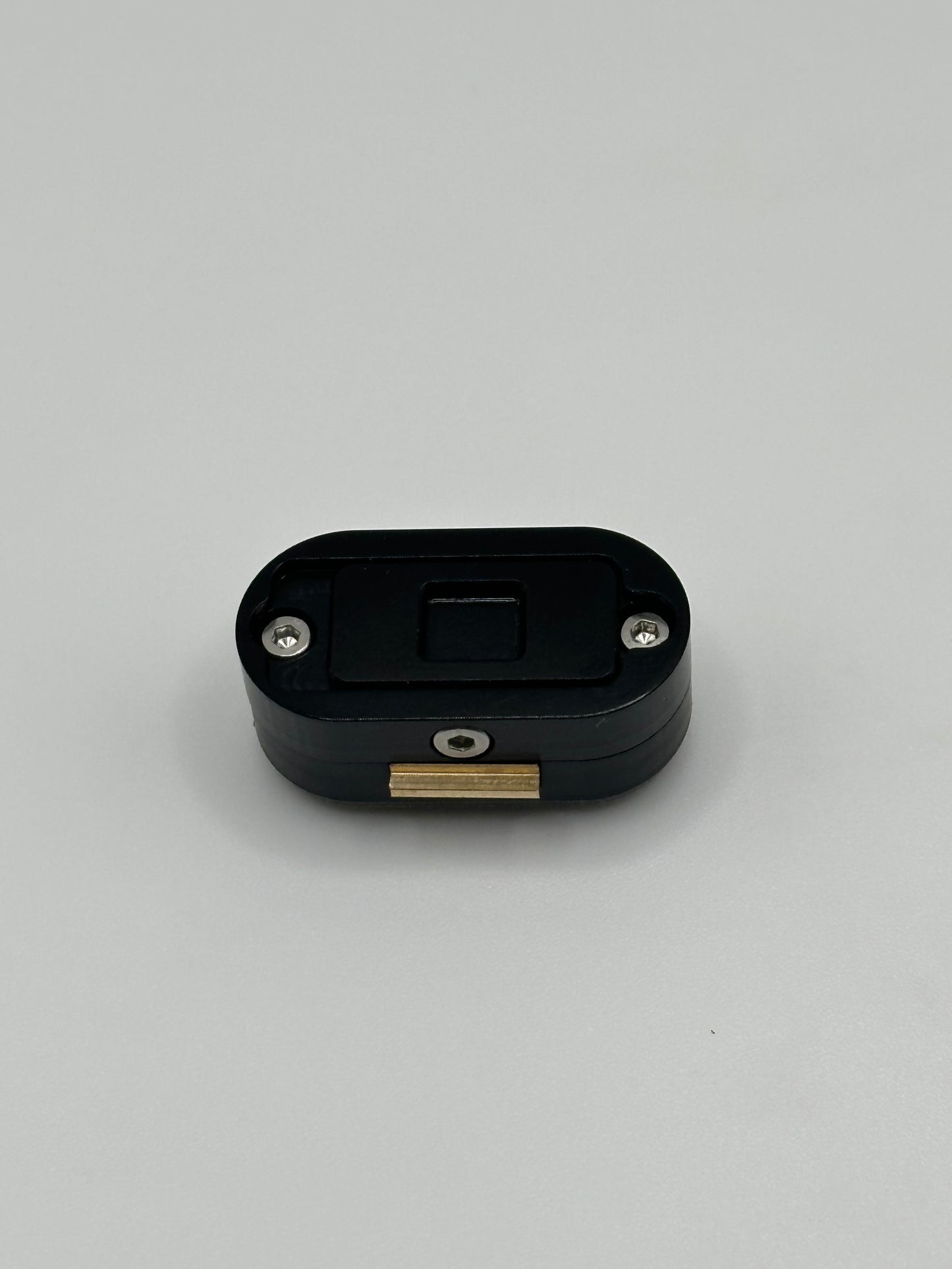 Method F1 Force Battery Door