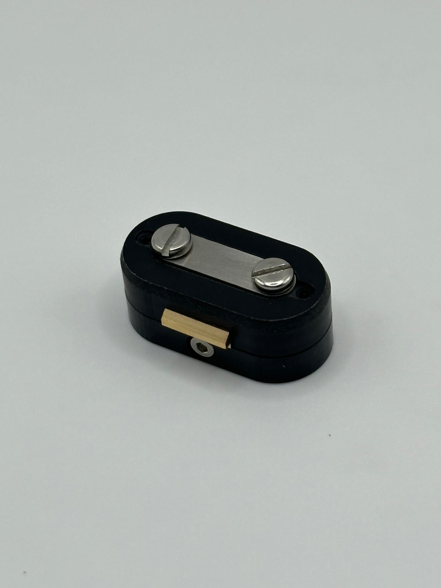 Method F1 Force Battery Door